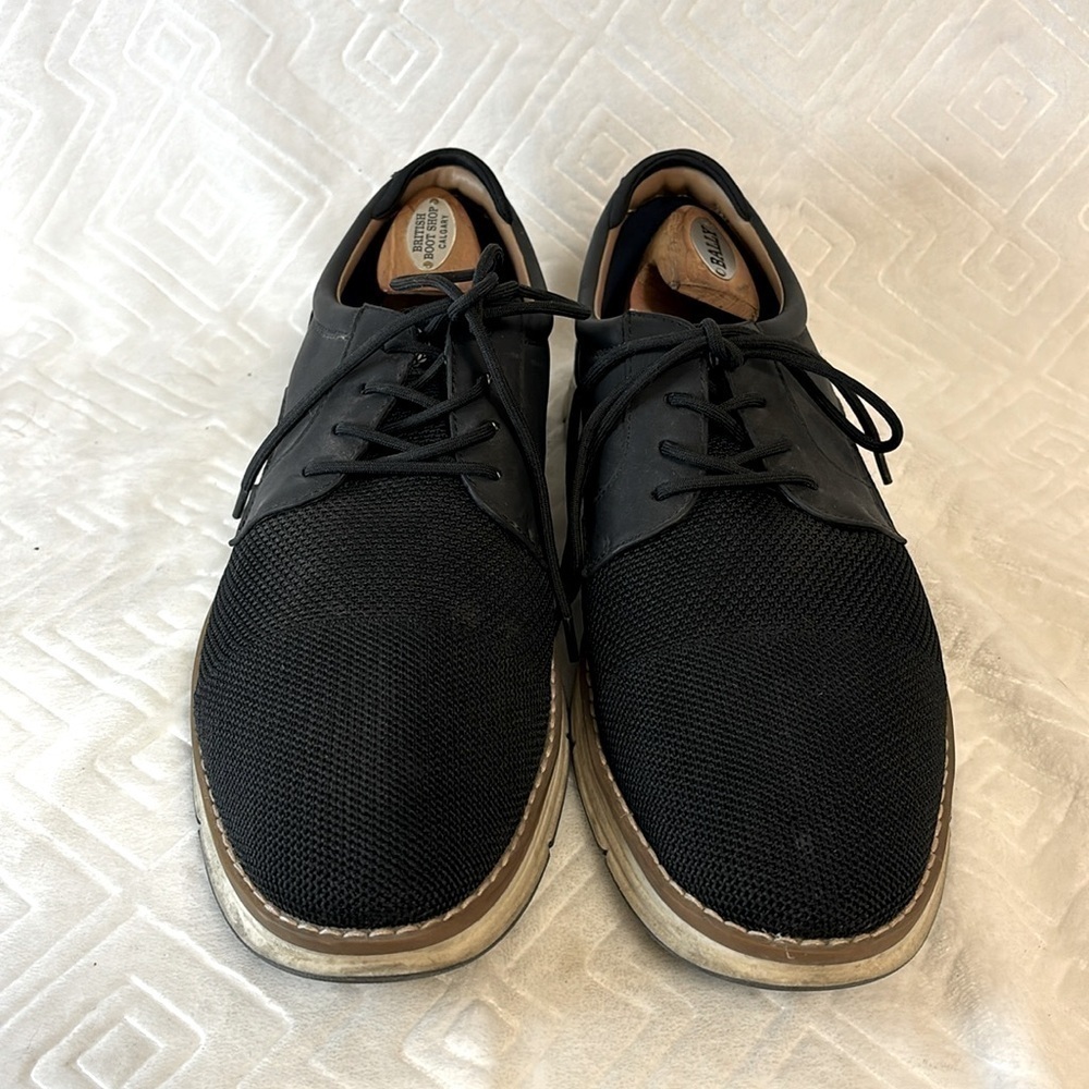 Chaps men’s shoe, lace up, casual dress shoe